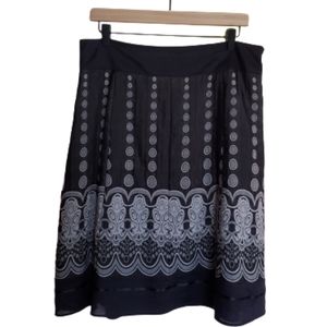 TRIBAL Skirt Black & Gray Size 10